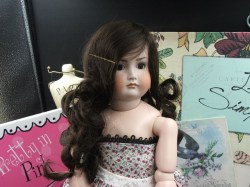 eb 81 red velvet dress a